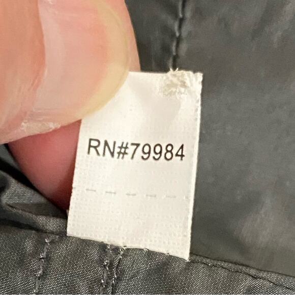 Chico’s Reversible White With Black Stripes Or Solid Black Jacket, Size 2/Medium - Picture 14 of 15